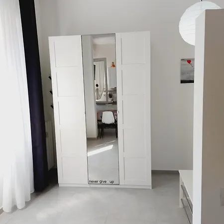 Apartment I